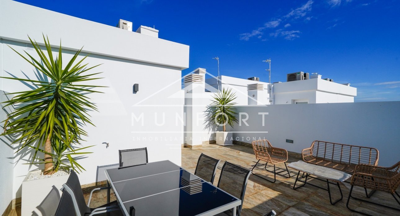 Herverkoop - Rijtjeshuizen -
Murcia - Jerónimo y Avileses