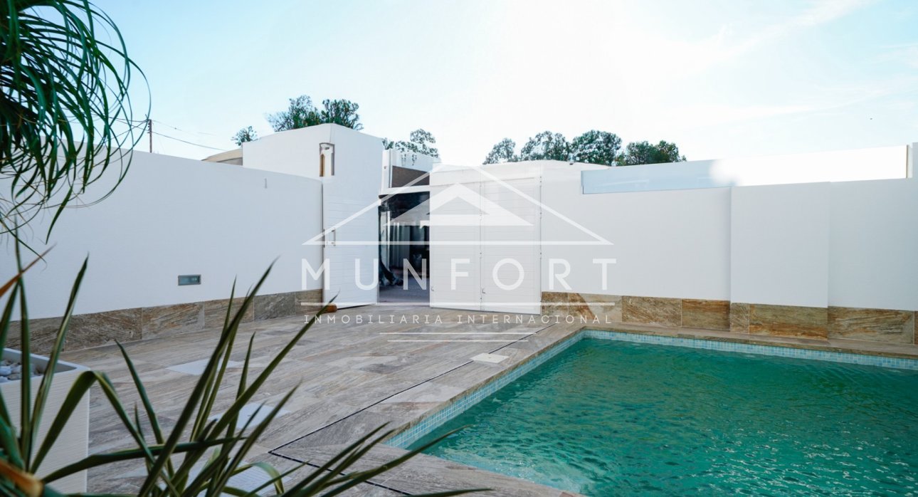 Herverkoop - Rijtjeshuizen -
Murcia - Jerónimo y Avileses