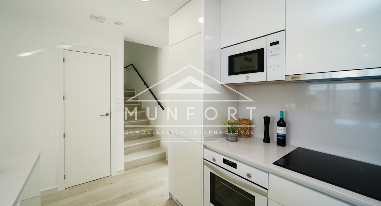 Herverkoop - Rijtjeshuizen -
Murcia - Jerónimo y Avileses