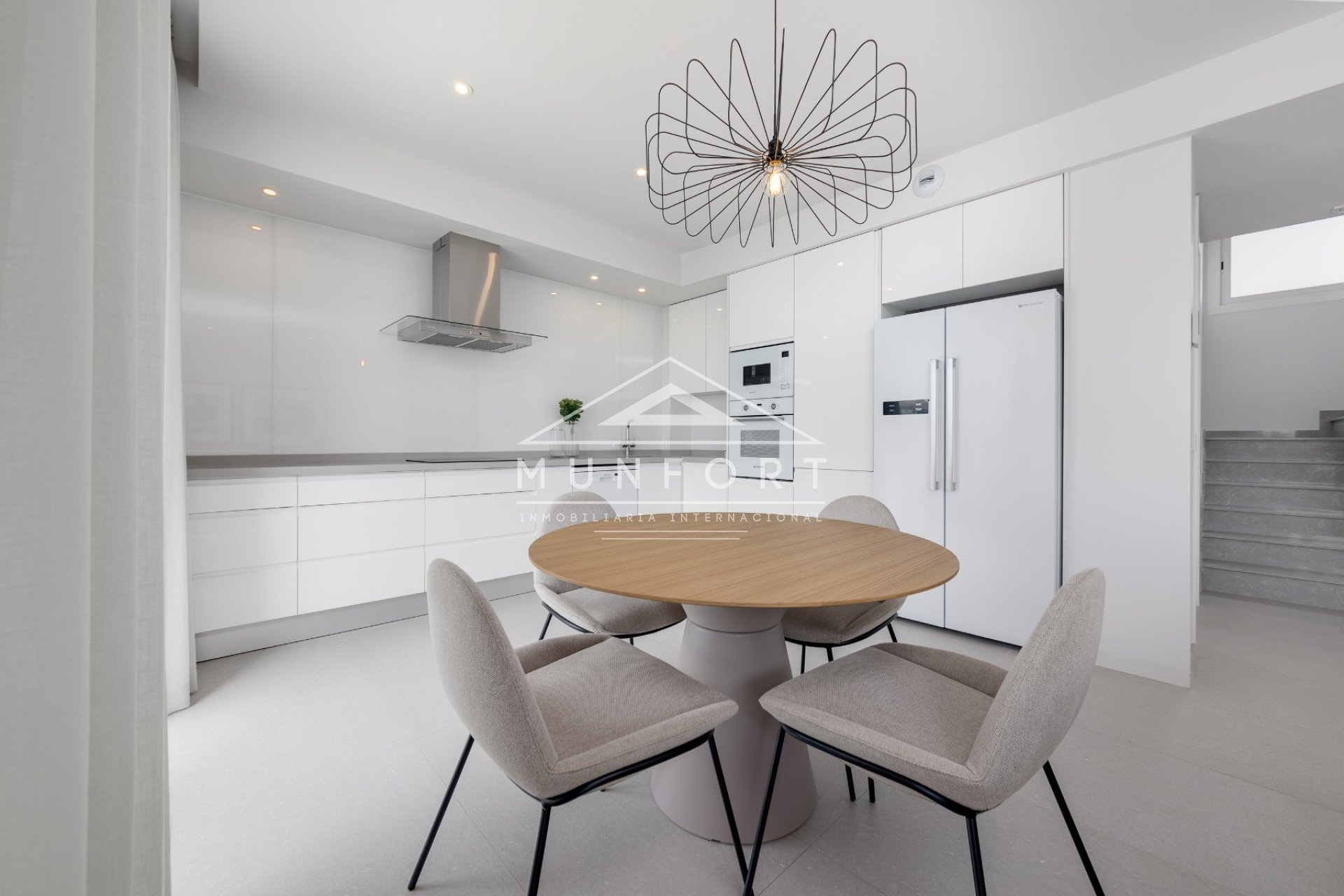 Herverkoop - Rijtjeshuizen -
Mutxamel