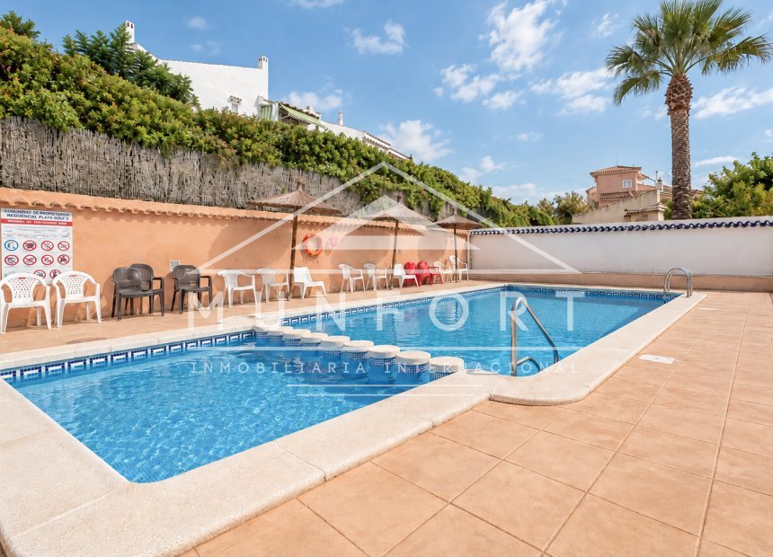 Herverkoop - Rijtjeshuizen -
Orihuela Costa - La Zenia