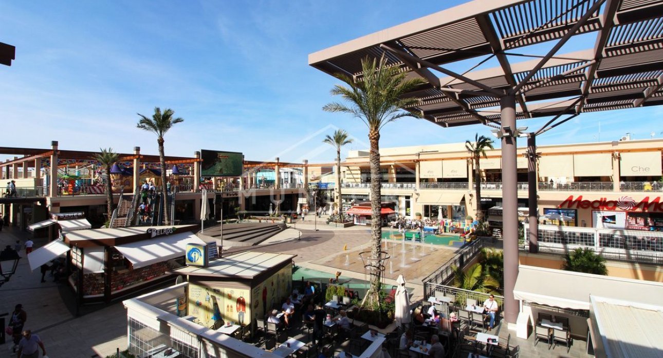 Herverkoop - Rijtjeshuizen -
Orihuela Costa - Lomas de Cabo Roig