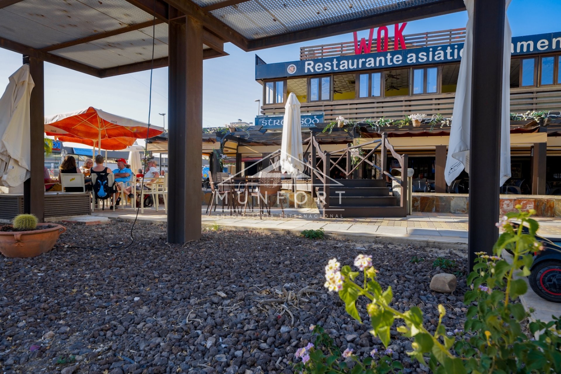 Herverkoop - Rijtjeshuizen -
Orihuela Costa - Villamartin