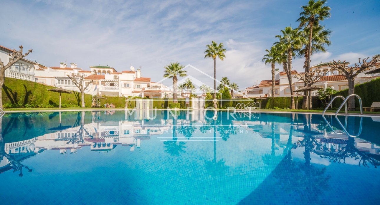 Herverkoop - Rijtjeshuizen -
Orihuela Costa - ZENIAMAR