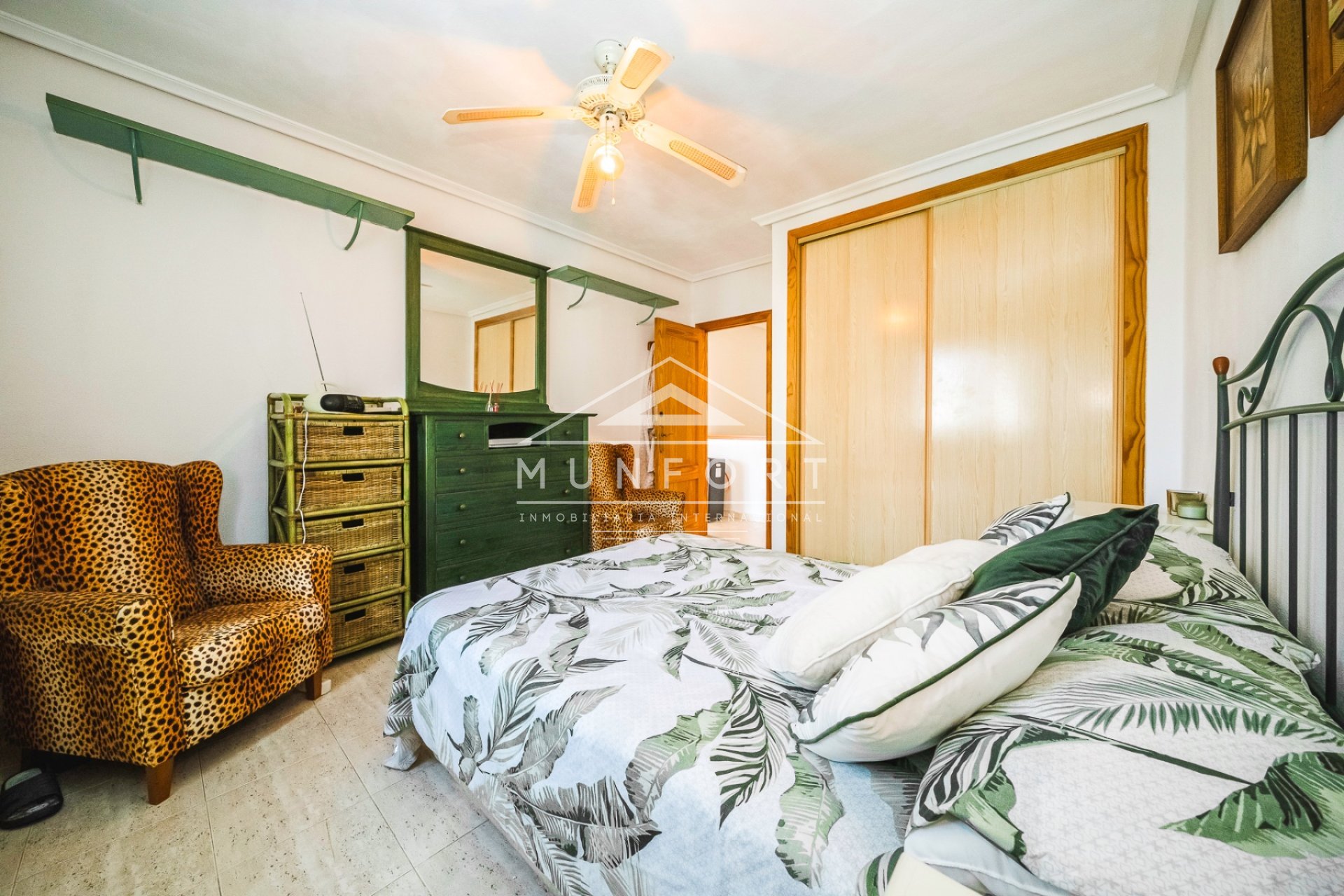 Herverkoop - Rijtjeshuizen -
Orihuela Costa - ZENIAMAR