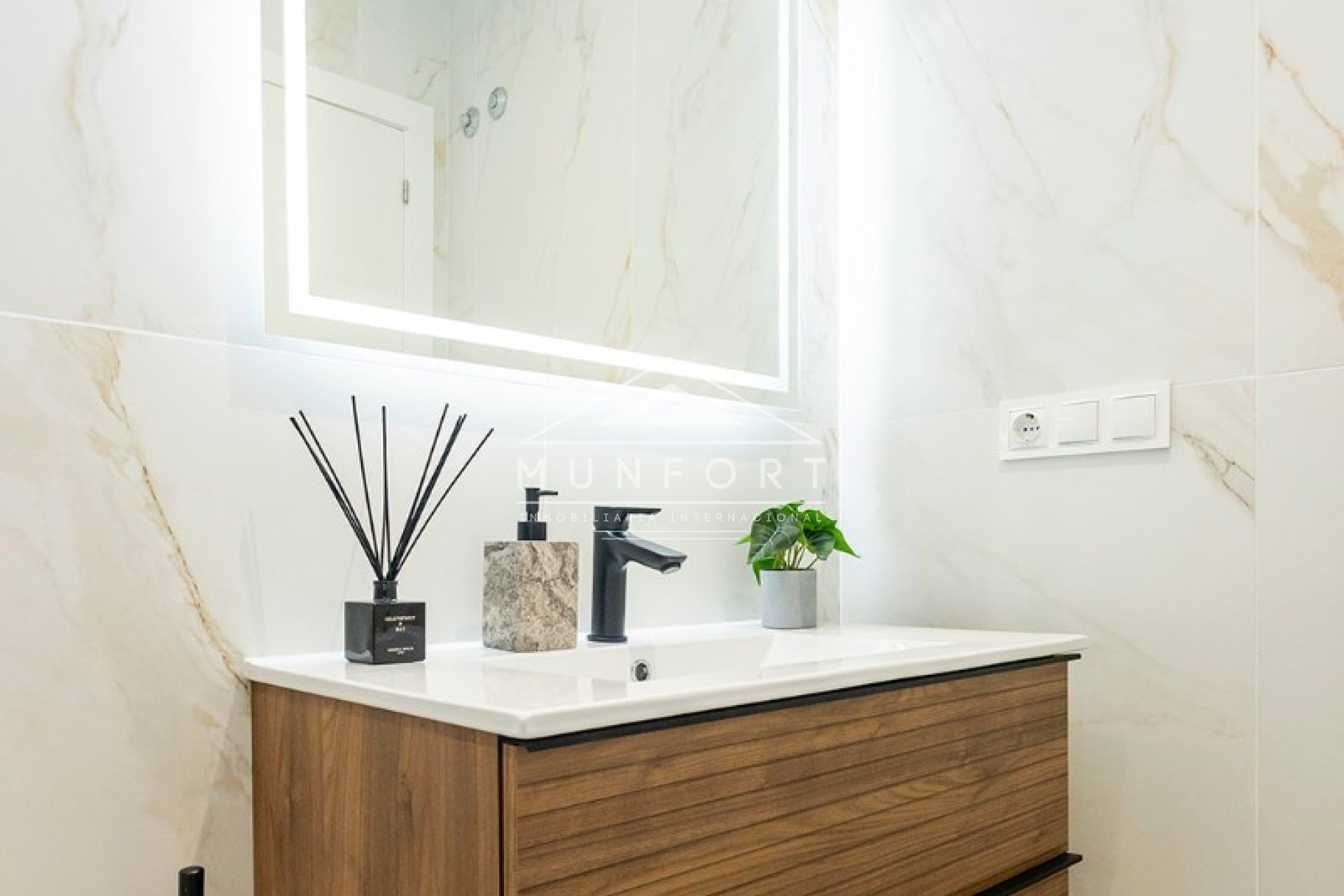 Herverkoop - Rijtjeshuizen -
Orihuela - Vistabella - Orihuela