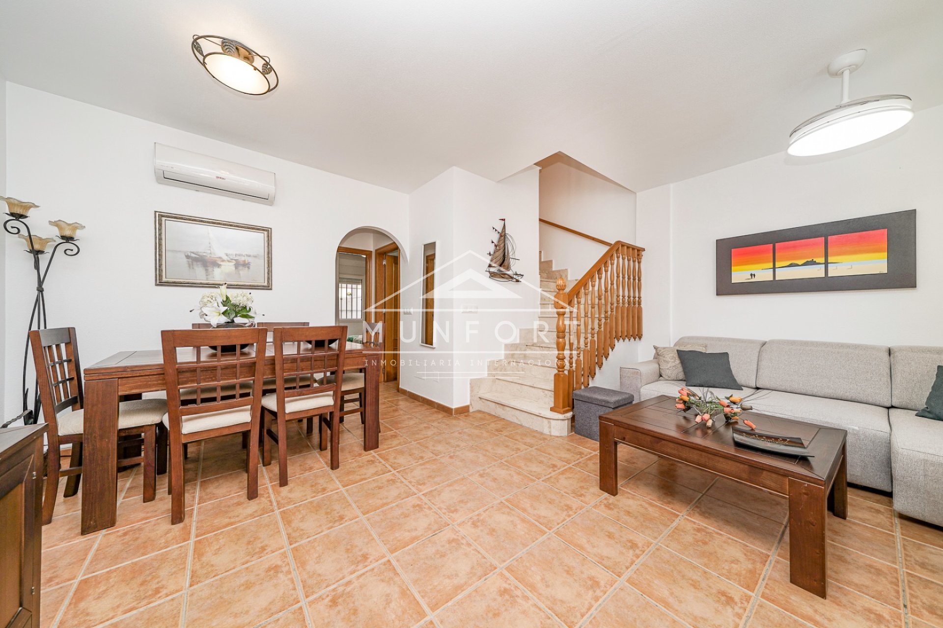 Herverkoop - Rijtjeshuizen -
Pilar de la Horadada - Torre de la Horadada