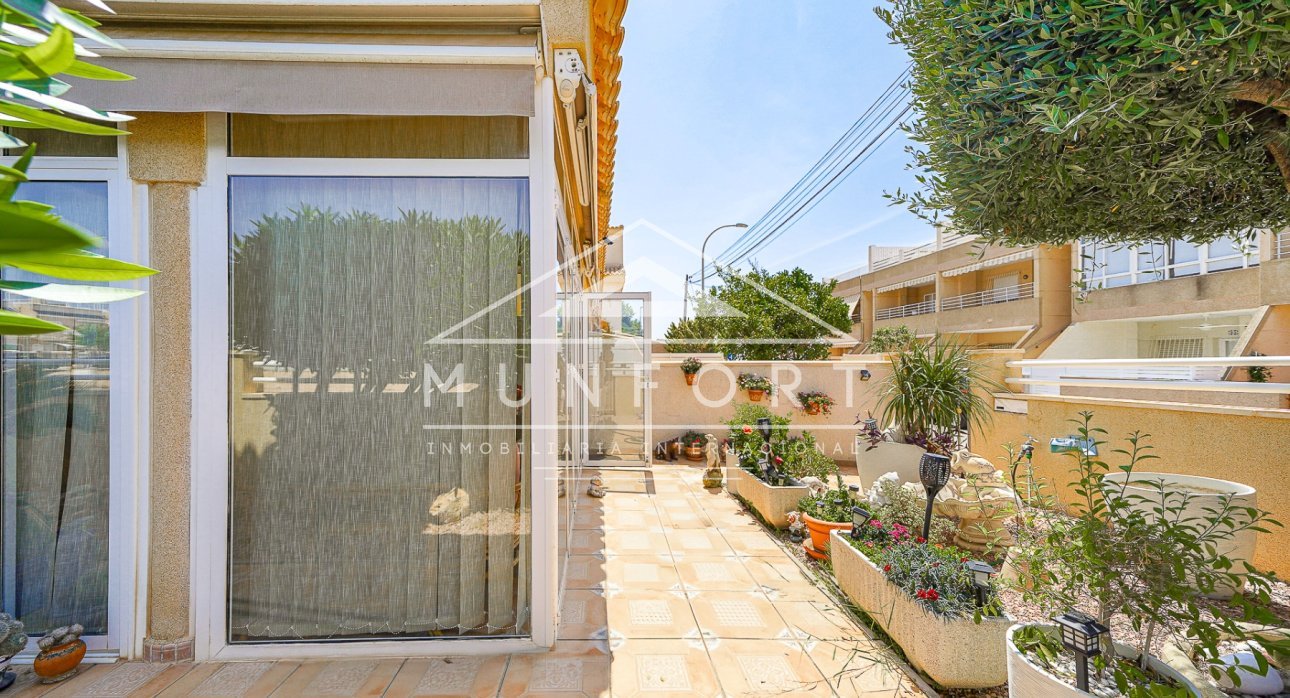 Herverkoop - Rijtjeshuizen -
Pilar de la Horadada - Torre de la Horadada