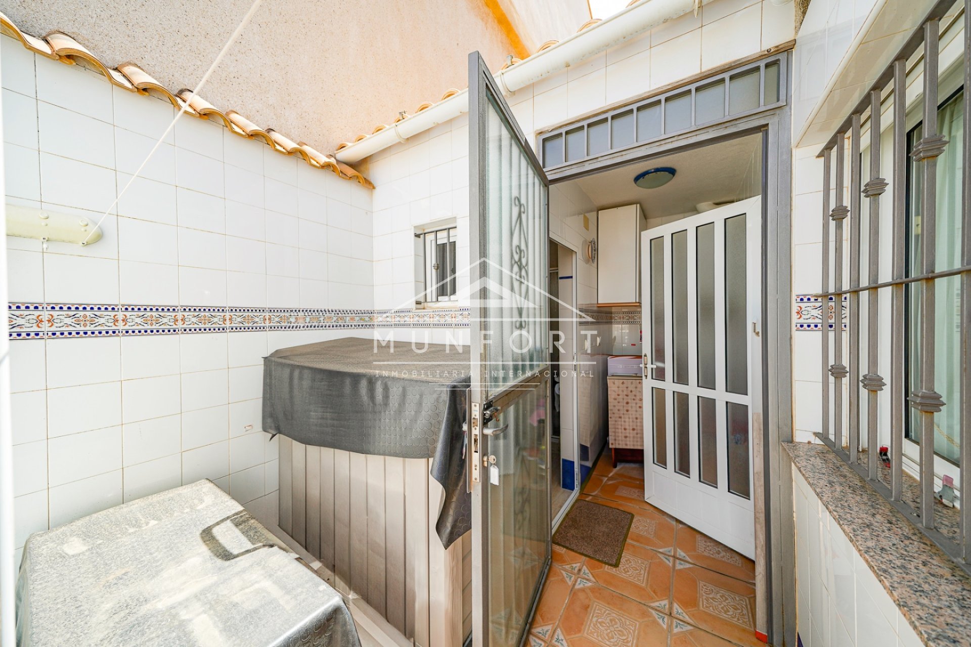 Herverkoop - Rijtjeshuizen -
Pilar de la Horadada - Torre de la Horadada