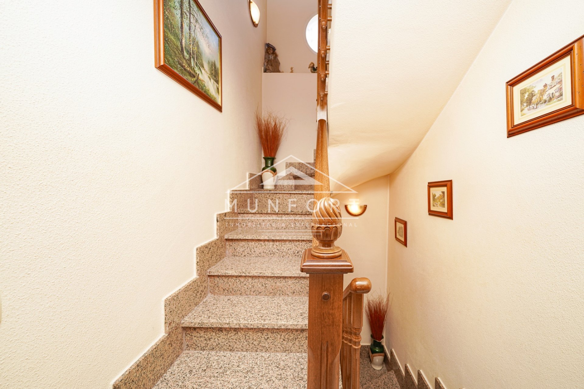 Herverkoop - Rijtjeshuizen -
Pilar de la Horadada - Torre de la Horadada