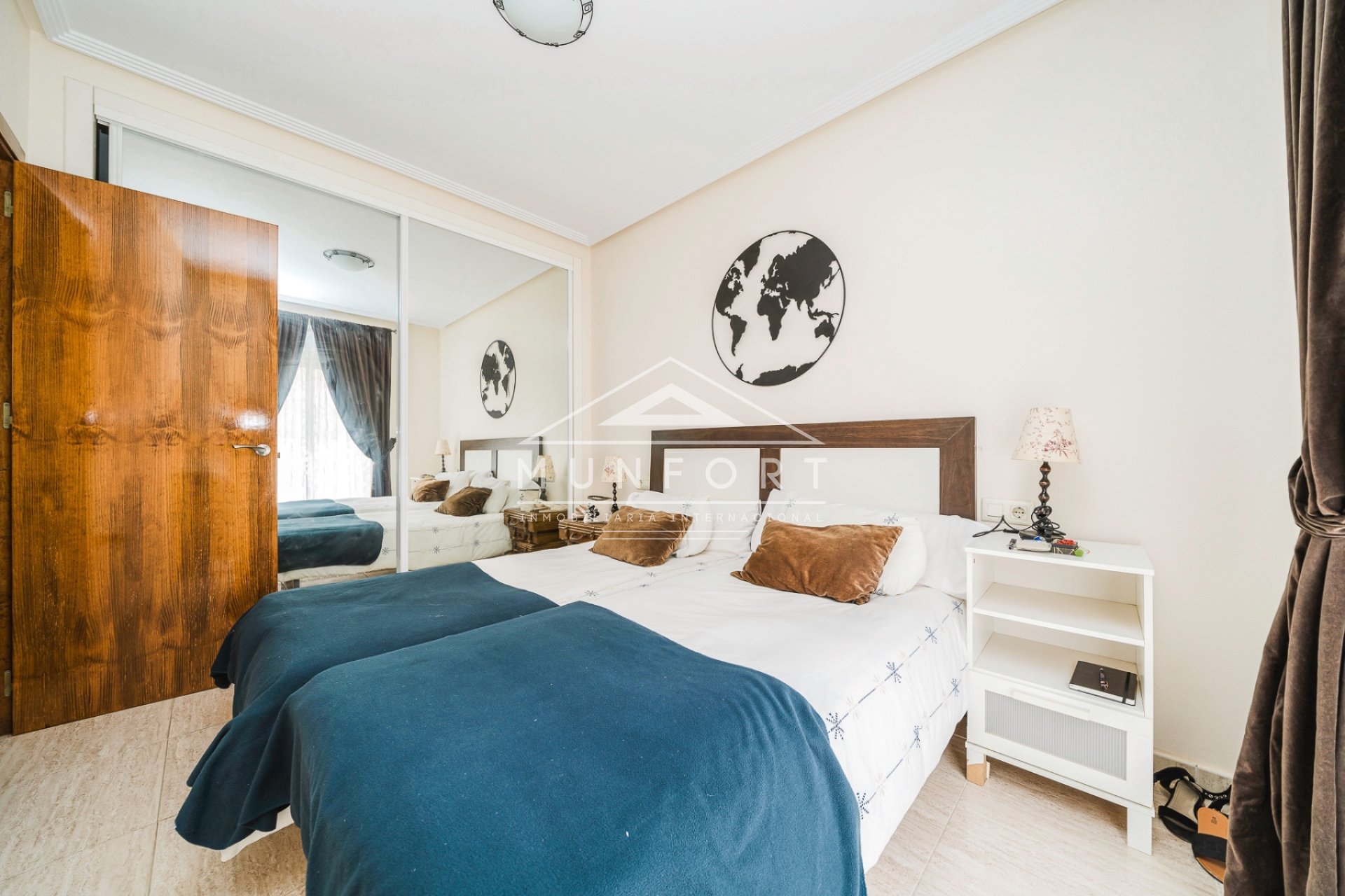 Herverkoop - Rijtjeshuizen -
Pilar de la Horadada - Torre de la Horadada