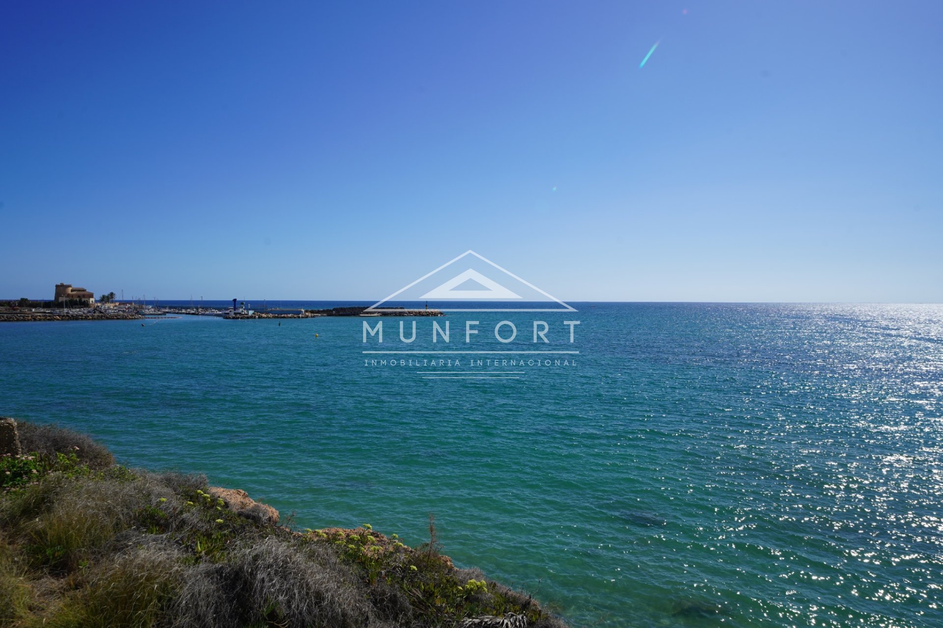 Herverkoop - Rijtjeshuizen -
Pilar de la Horadada - Torre de la Horadada