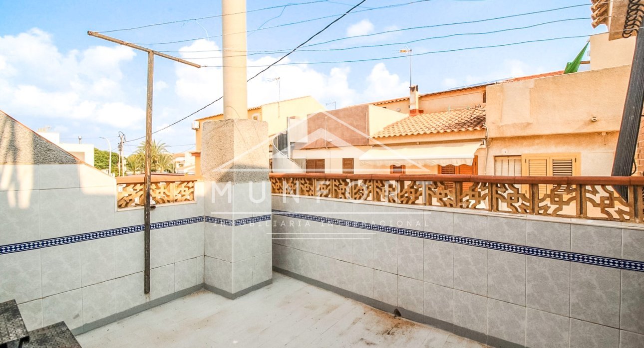 Herverkoop - Rijtjeshuizen -
Pilar de la Horadada - Torre de la Horadada