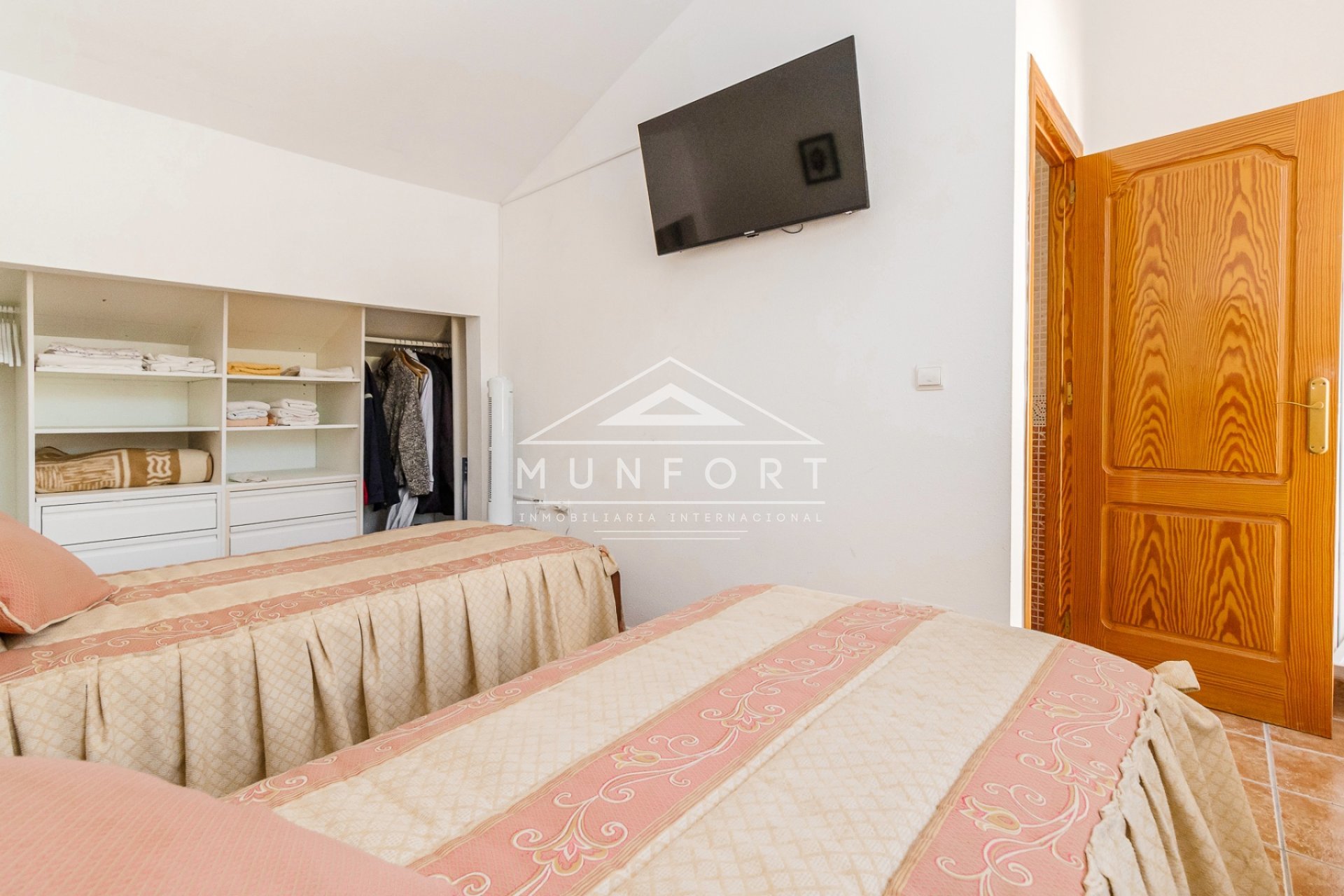 Herverkoop - Rijtjeshuizen -
Pilar de la Horadada - Torre de la Horadada