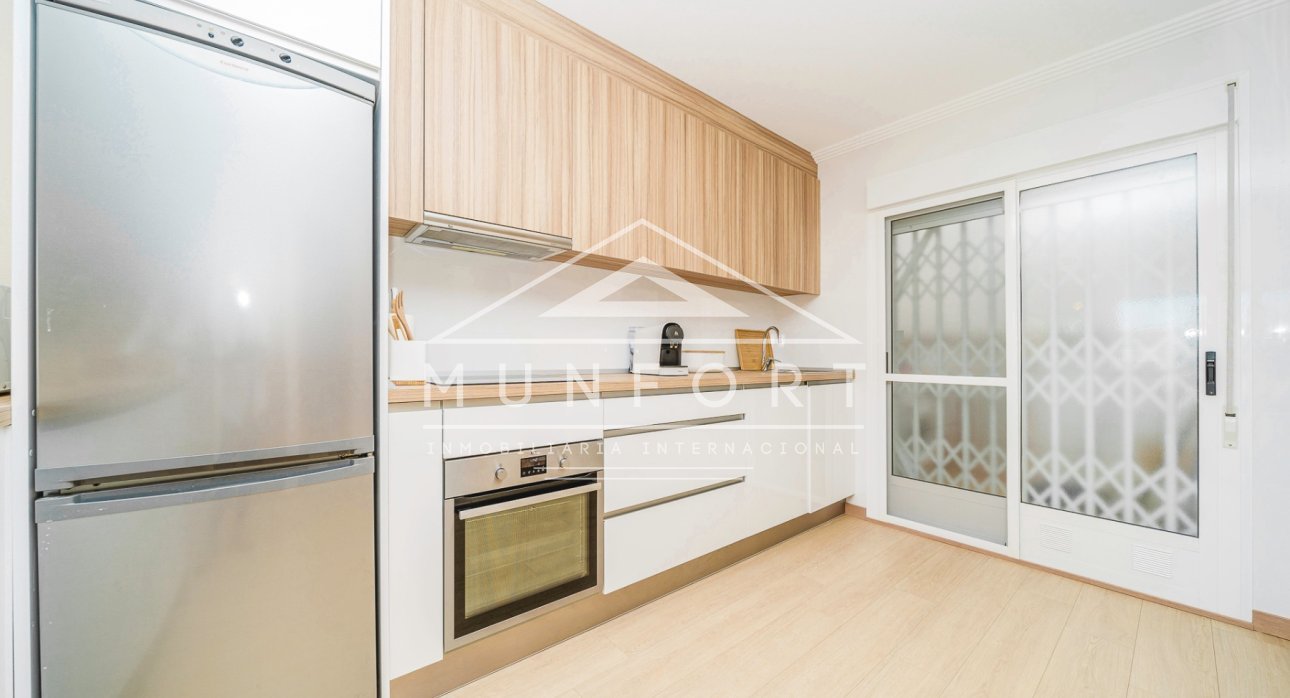 Herverkoop - Rijtjeshuizen -
Pilar de la Horadada - Torre de la Horadada