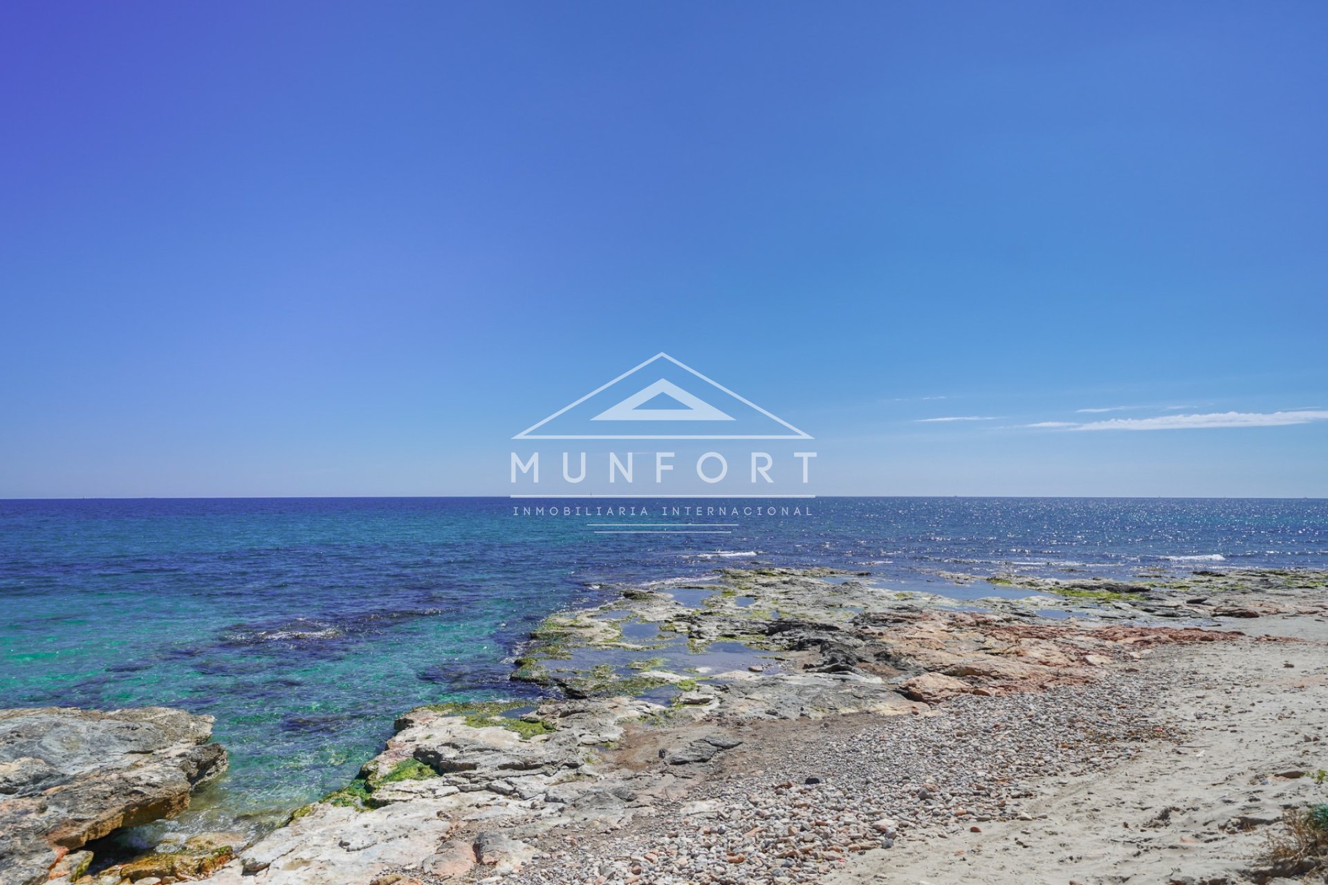 Herverkoop - Rijtjeshuizen -
Pilar de la Horadada - Torre de la Horadada