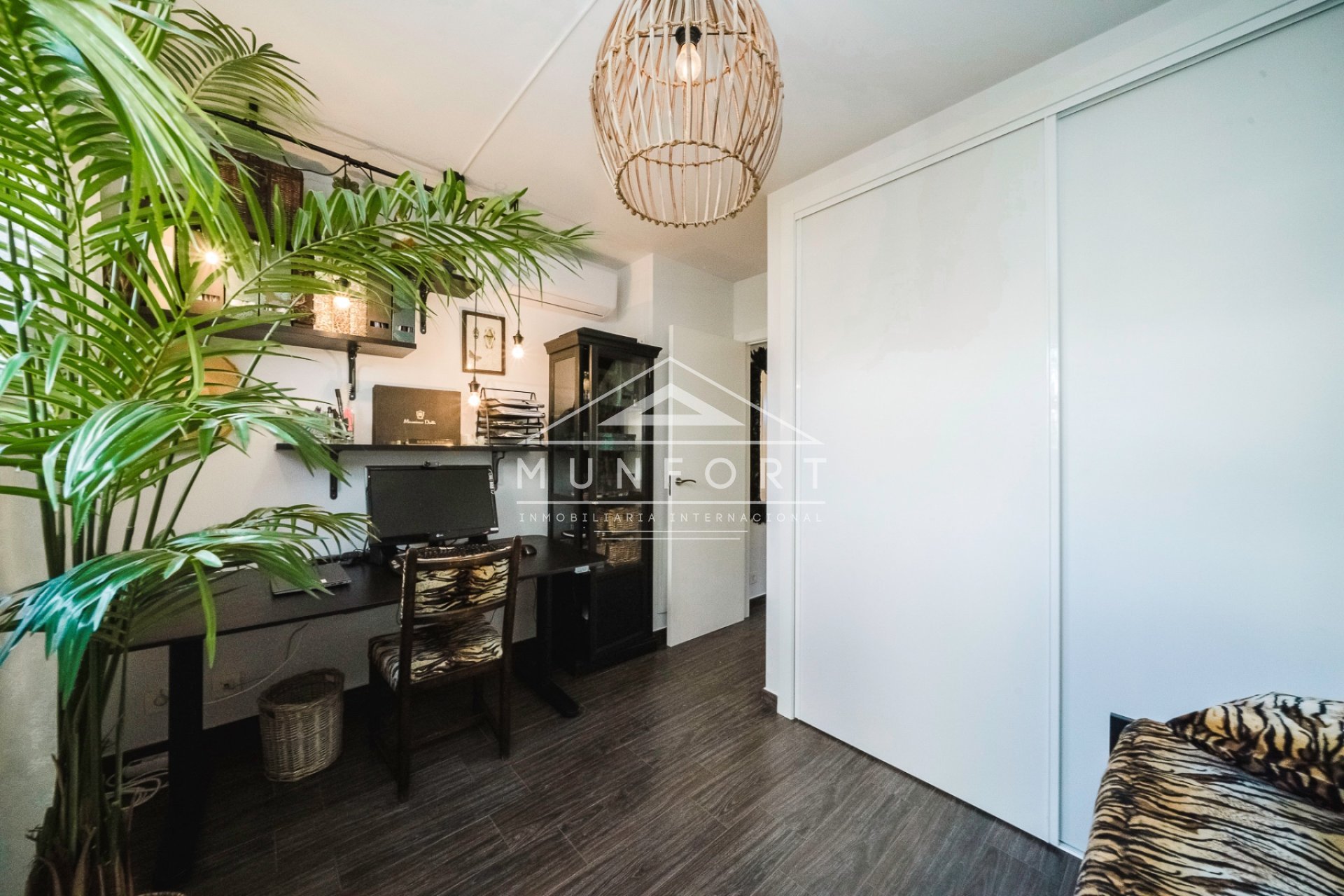 Herverkoop - Rijtjeshuizen -
Pilar de la Horadada - Torre de la Horadada