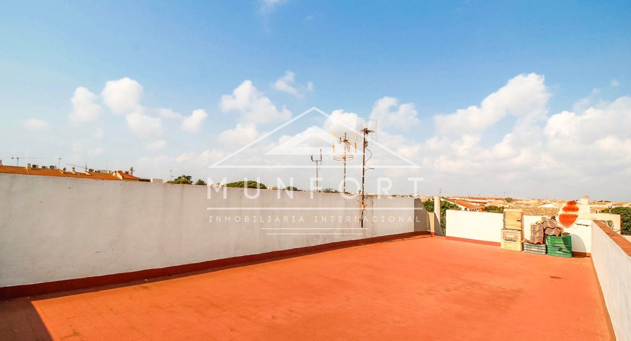 Herverkoop - Rijtjeshuizen -
Pilar de la Horadada - Torre de la Horadada