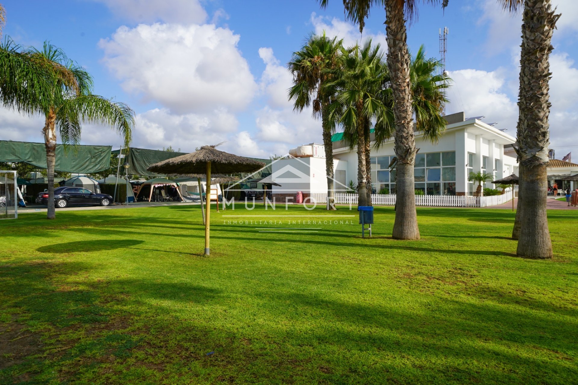 Herverkoop - Rijtjeshuizen -
Pilar de la Horadada - Torre de la Horadada