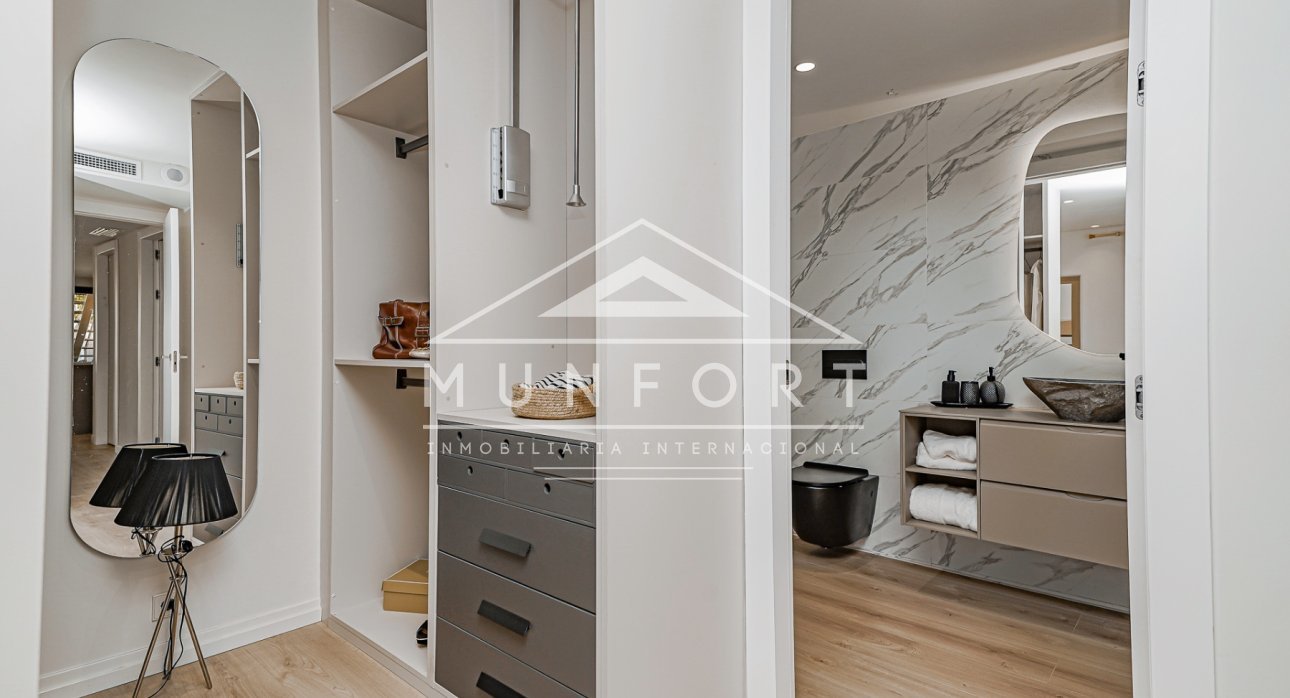 Herverkoop - Rijtjeshuizen -
Pilar de la Horadada