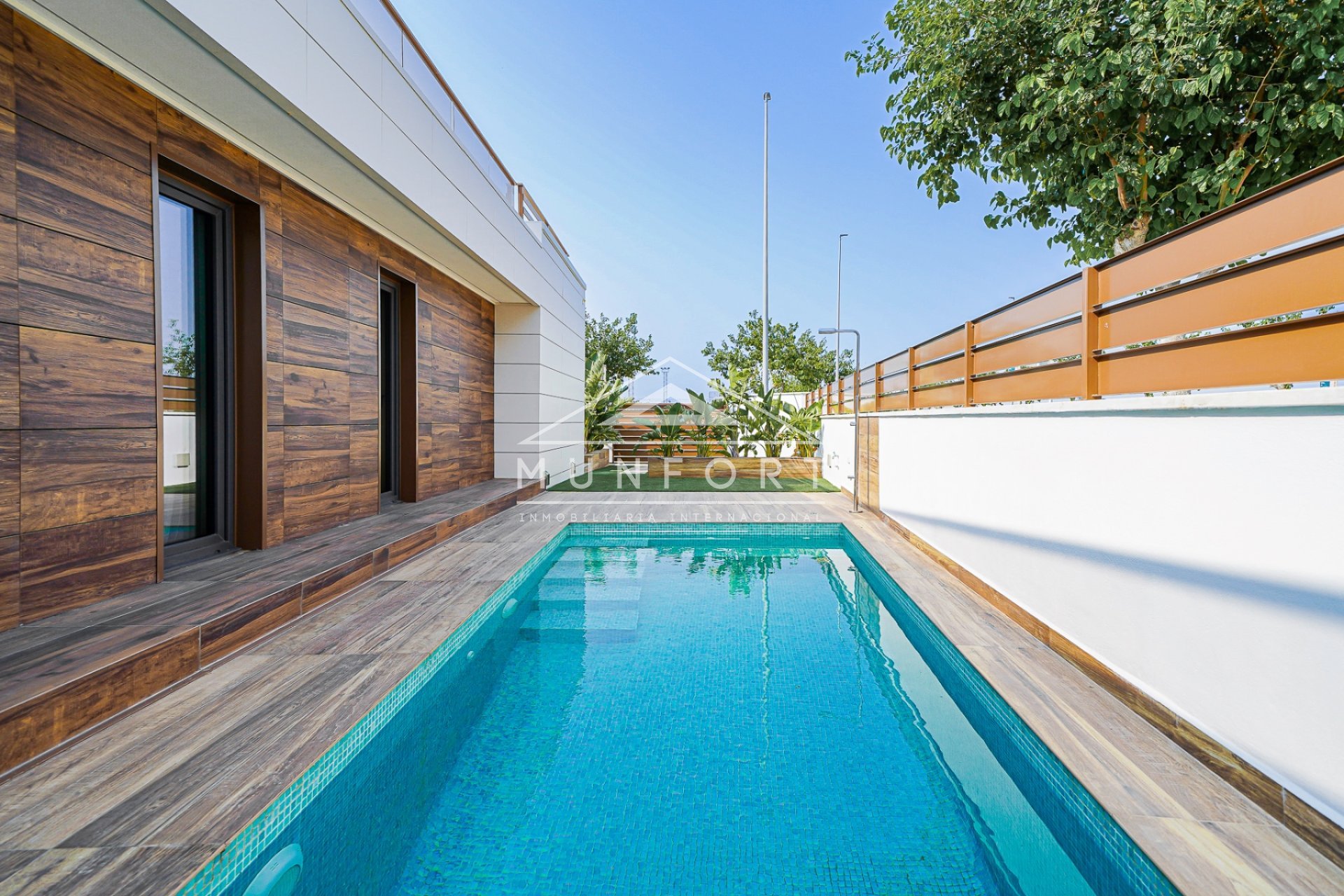 Herverkoop - Rijtjeshuizen -
Pilar de la Horadada