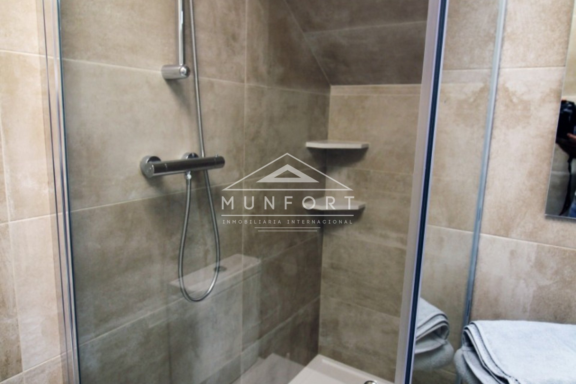 Herverkoop - Rijtjeshuizen -
Pilar de la Horadada