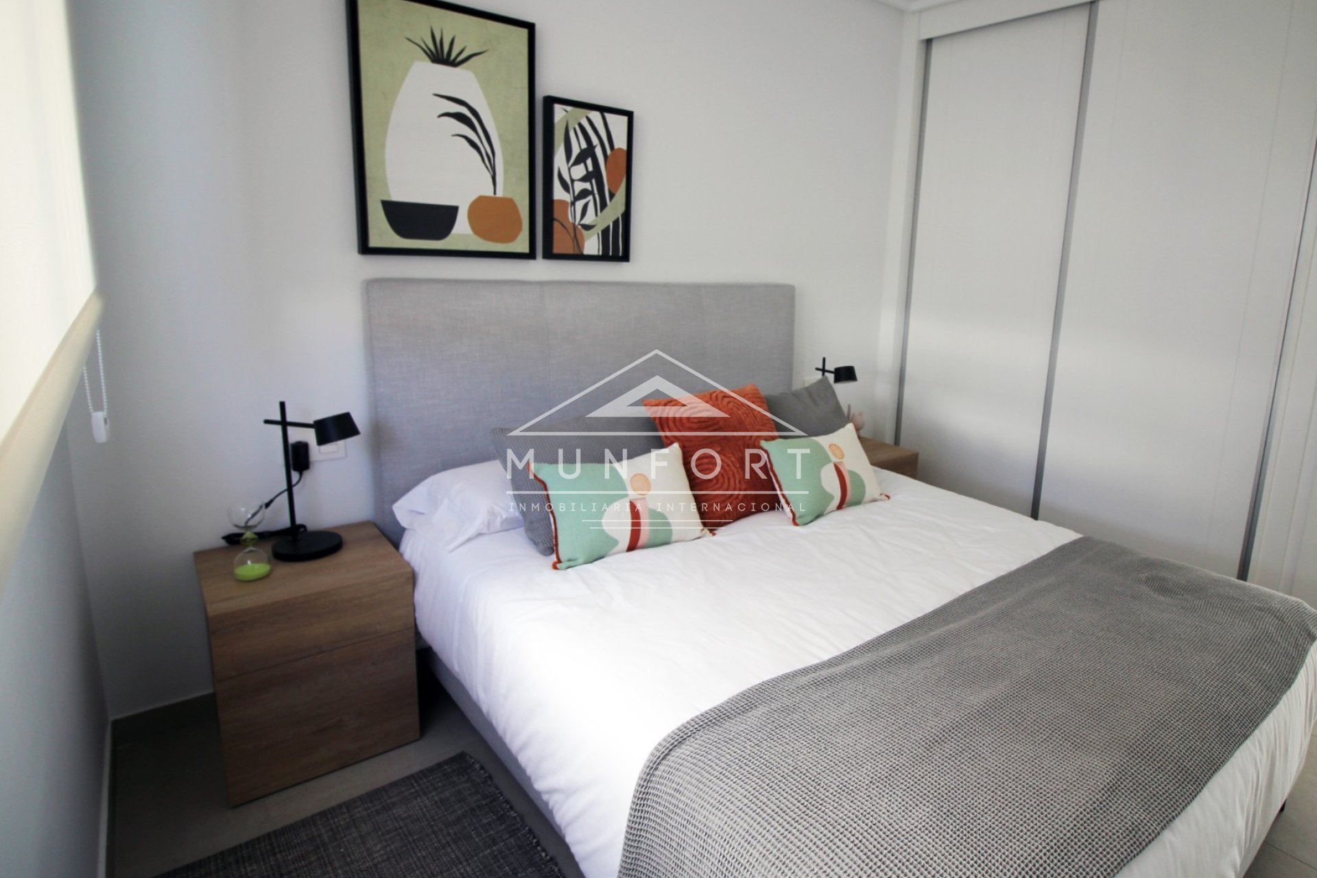 Herverkoop - Rijtjeshuizen -
Pilar de la Horadada