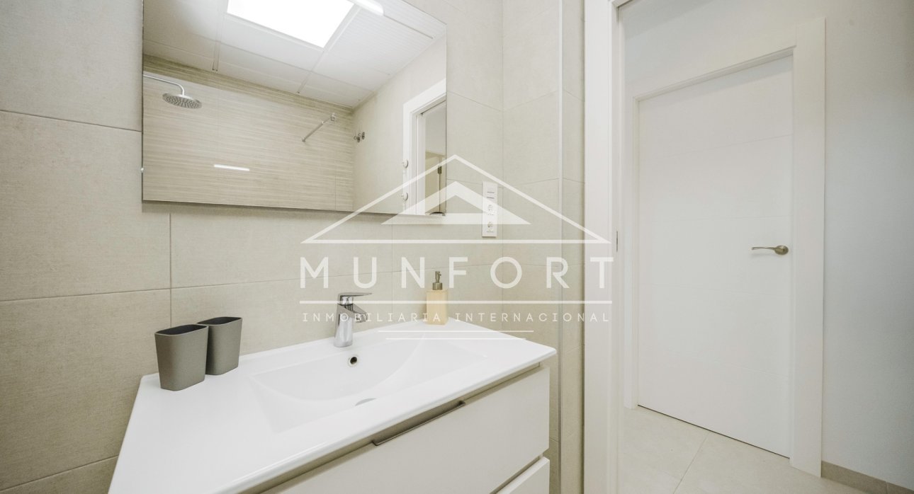 Herverkoop - Rijtjeshuizen -
Pilar de la Horadada