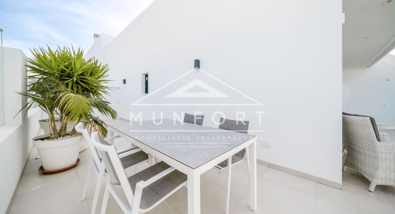 Herverkoop - Rijtjeshuizen -
Pilar de la Horadada