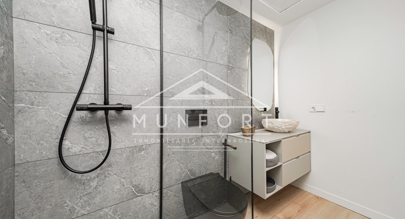 Herverkoop - Rijtjeshuizen -
Pilar de la Horadada