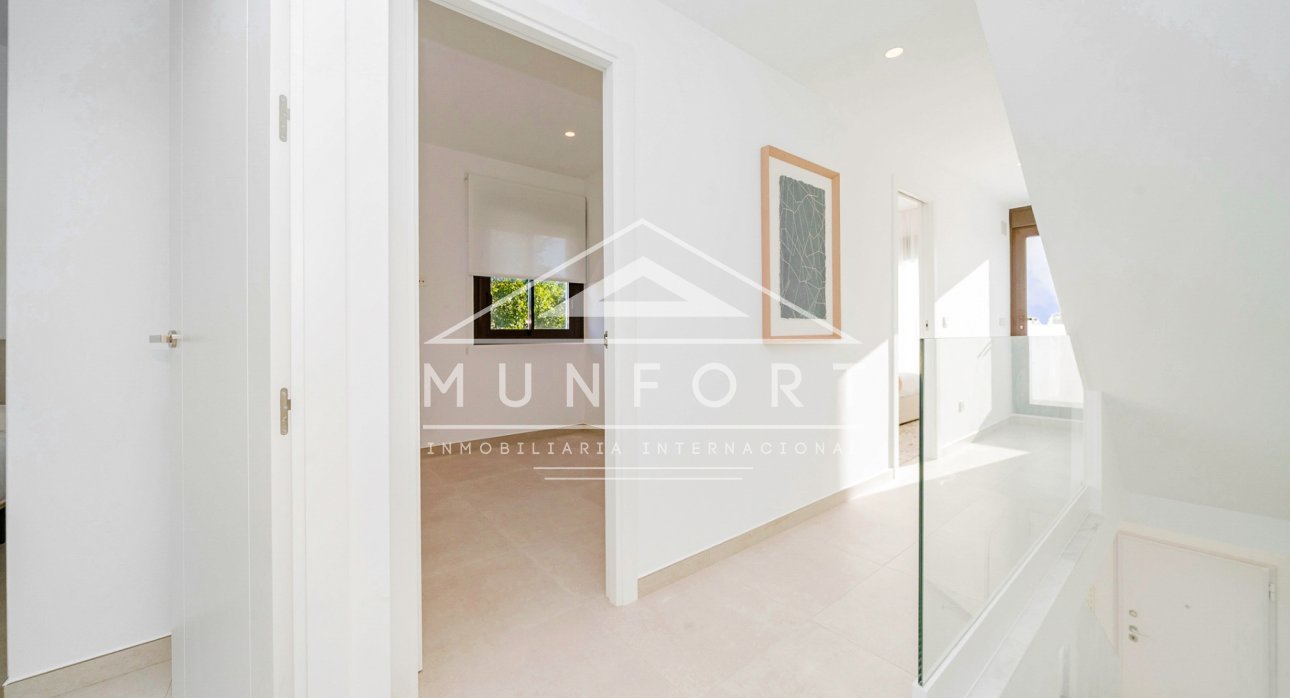 Herverkoop - Rijtjeshuizen -
Pilar de la Horadada