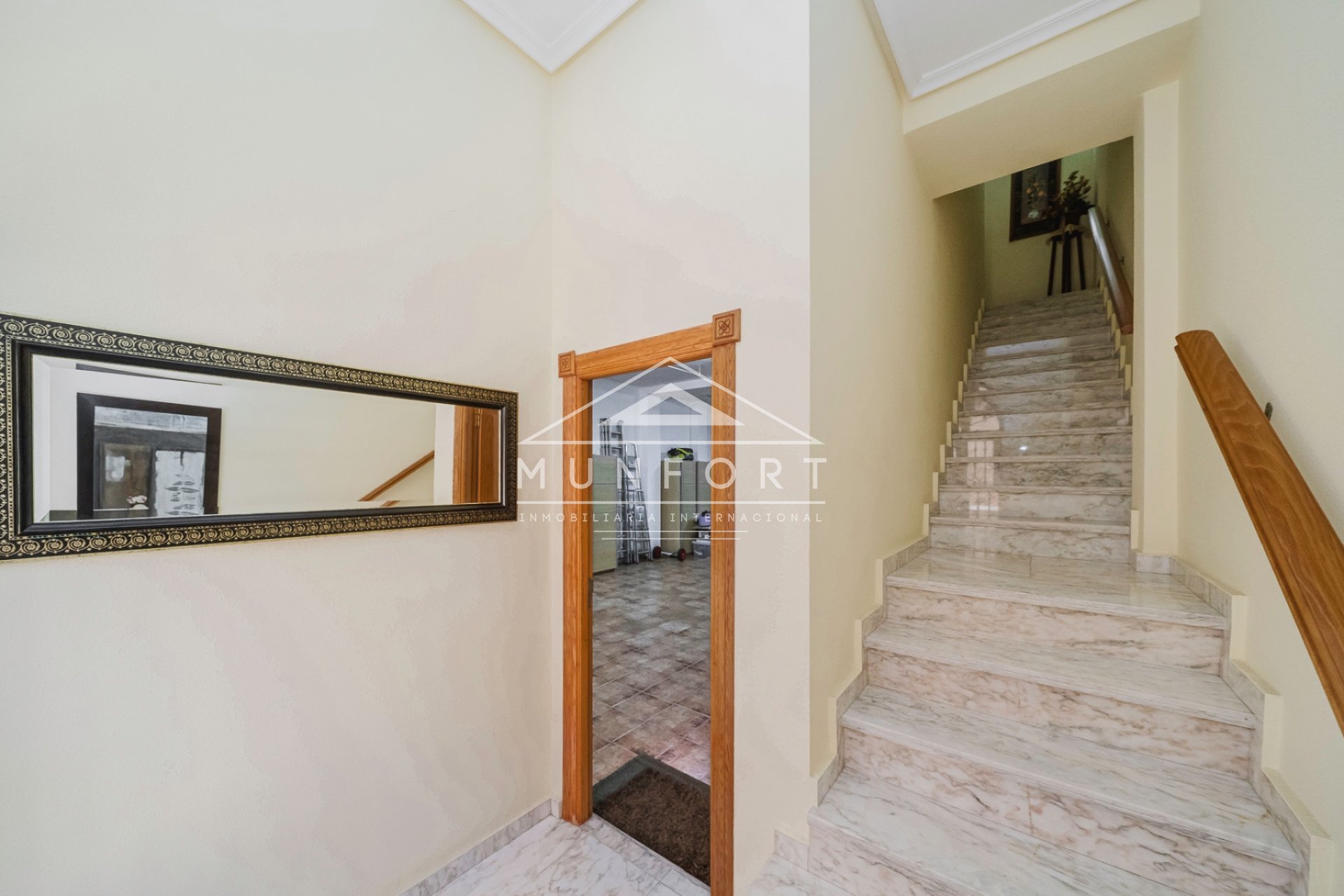 Herverkoop - Rijtjeshuizen -
Pilar de la Horadada