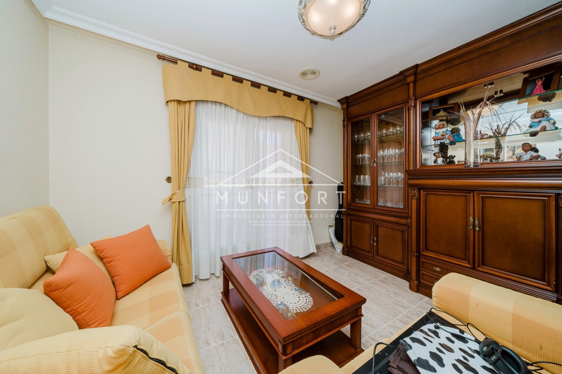 Herverkoop - Rijtjeshuizen -
Pilar de la Horadada