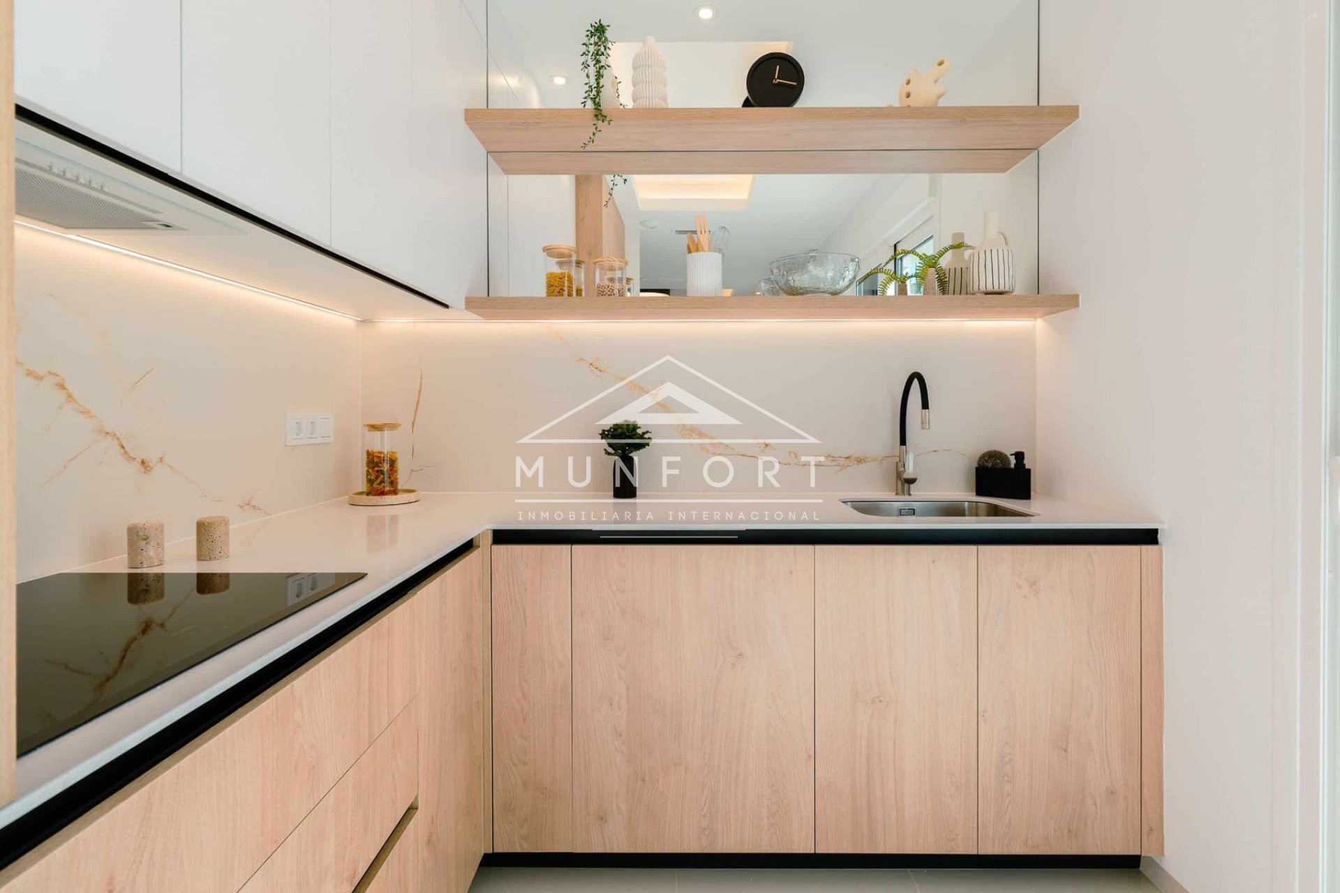 Herverkoop - Rijtjeshuizen -
Rojales - Ciudad Quesada