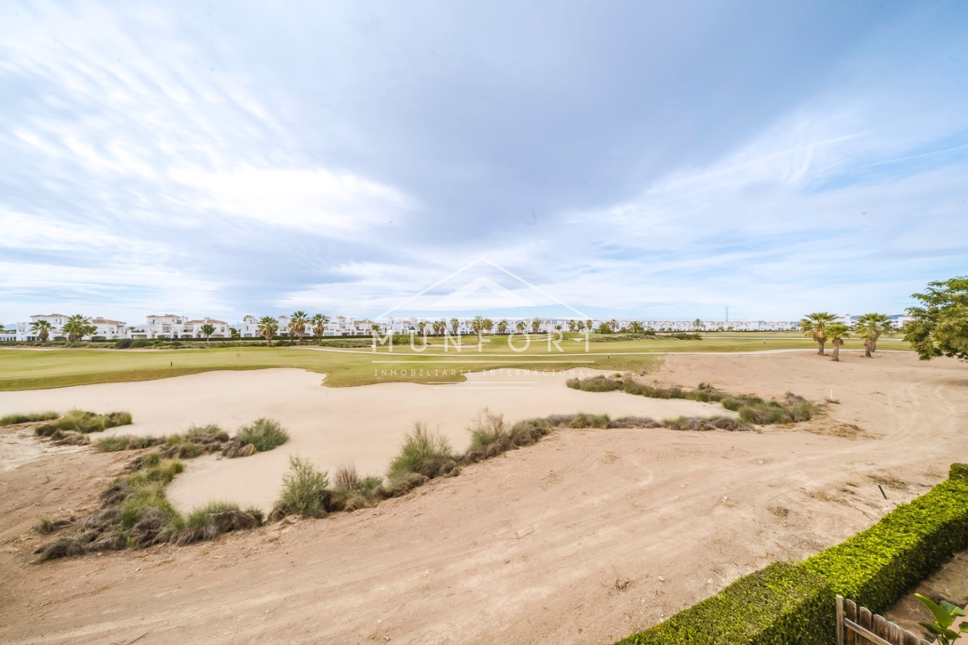 Herverkoop - Rijtjeshuizen -
Roldán - La Torre Golf Resort