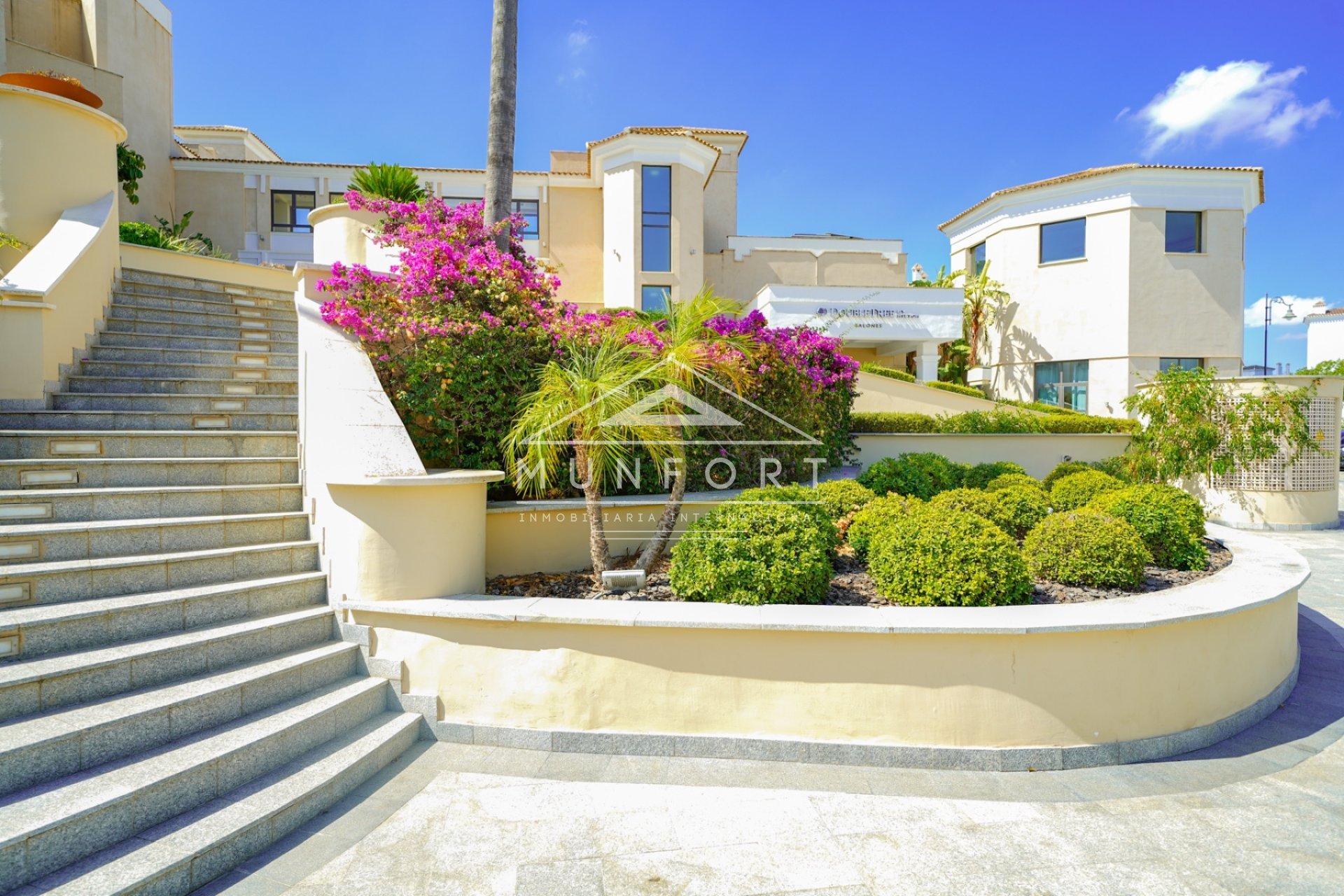 Herverkoop - Rijtjeshuizen -
Roldán - La Torre Golf Resort