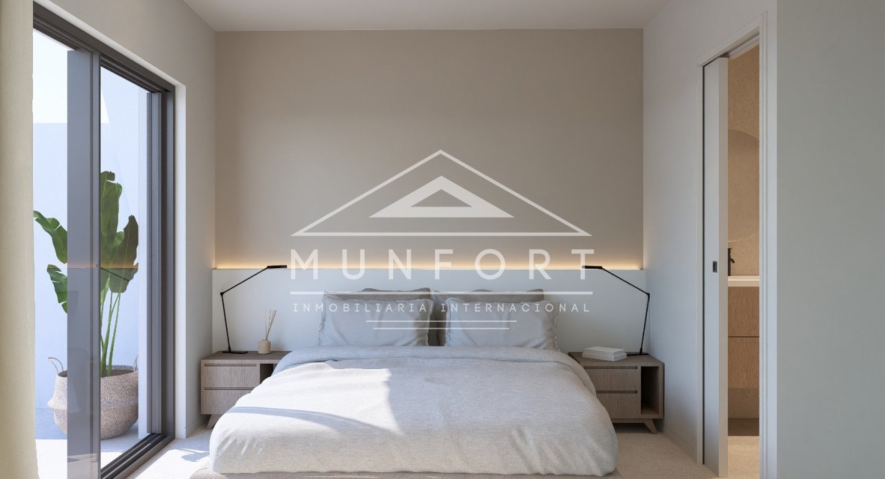 Herverkoop - Rijtjeshuizen -
Roldán