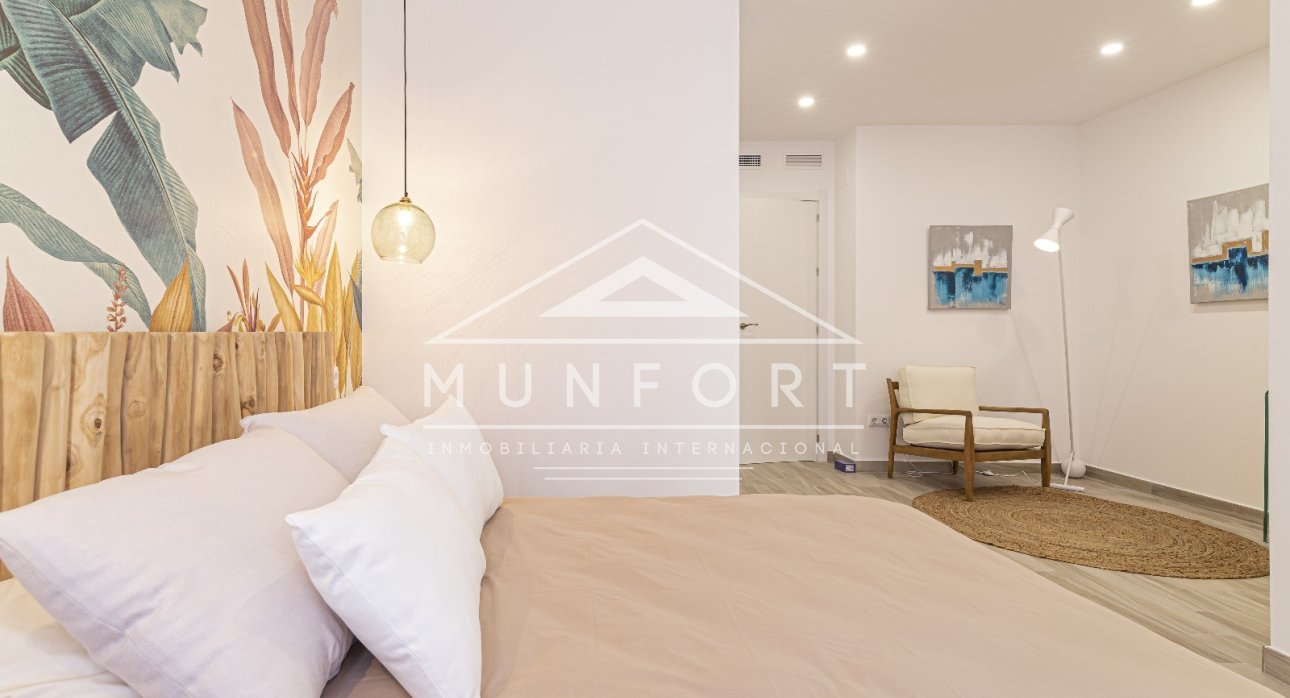 Herverkoop - Rijtjeshuizen -
San Javier - La Manga del Mar Menor