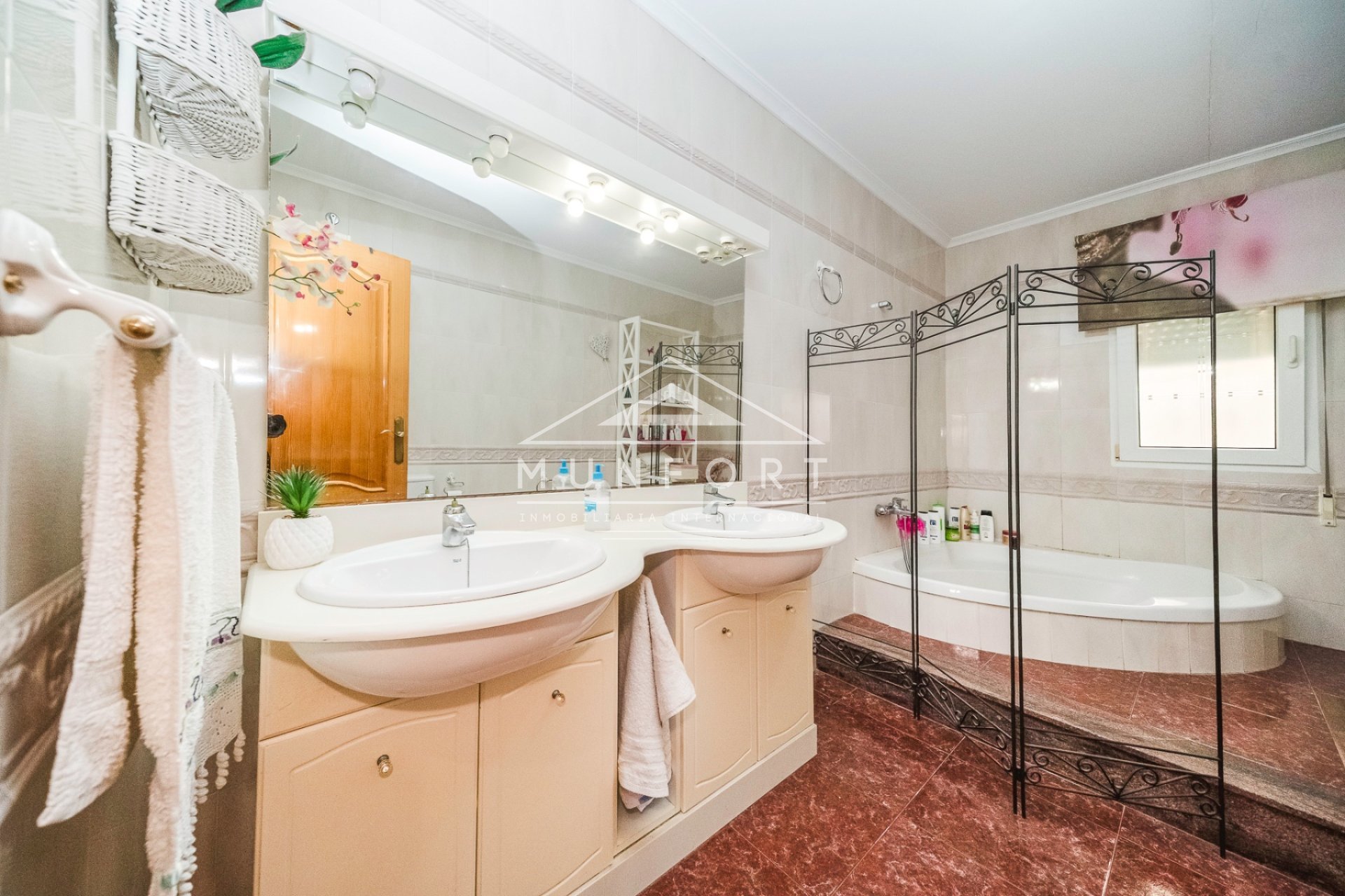 Herverkoop - Rijtjeshuizen -
San Javier - Roda