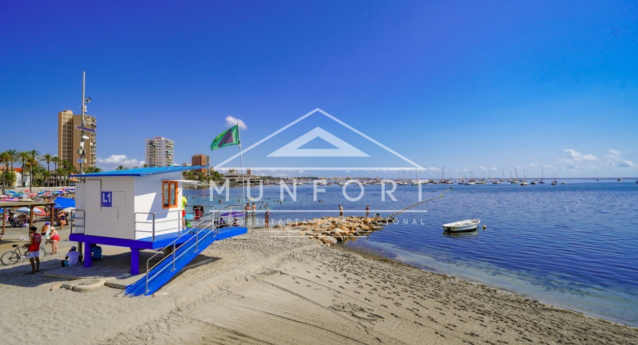 Herverkoop - Rijtjeshuizen -
San Javier - Santiago de la Ribera