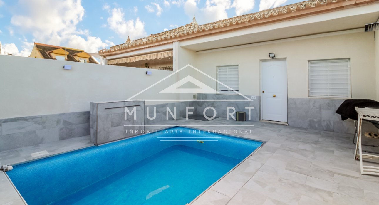 Herverkoop - Rijtjeshuizen -
San Javier - Santiago de la Ribera