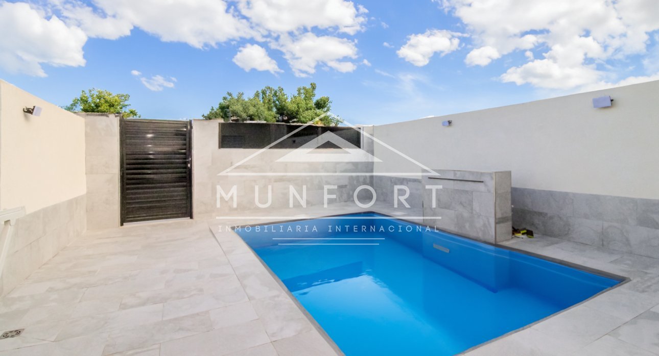 Herverkoop - Rijtjeshuizen -
San Javier - Santiago de la Ribera