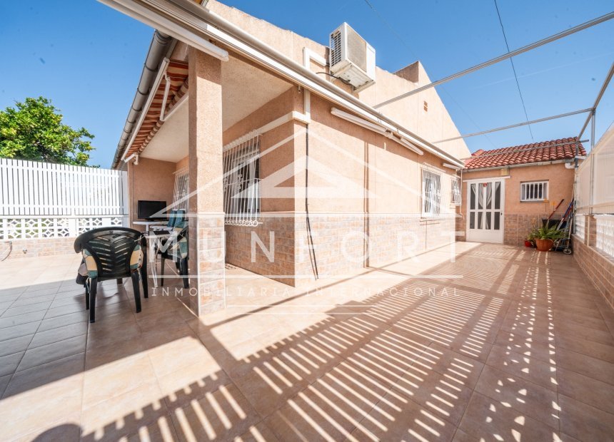 Herverkoop - Rijtjeshuizen -
San Javier - Santiago de la Ribera