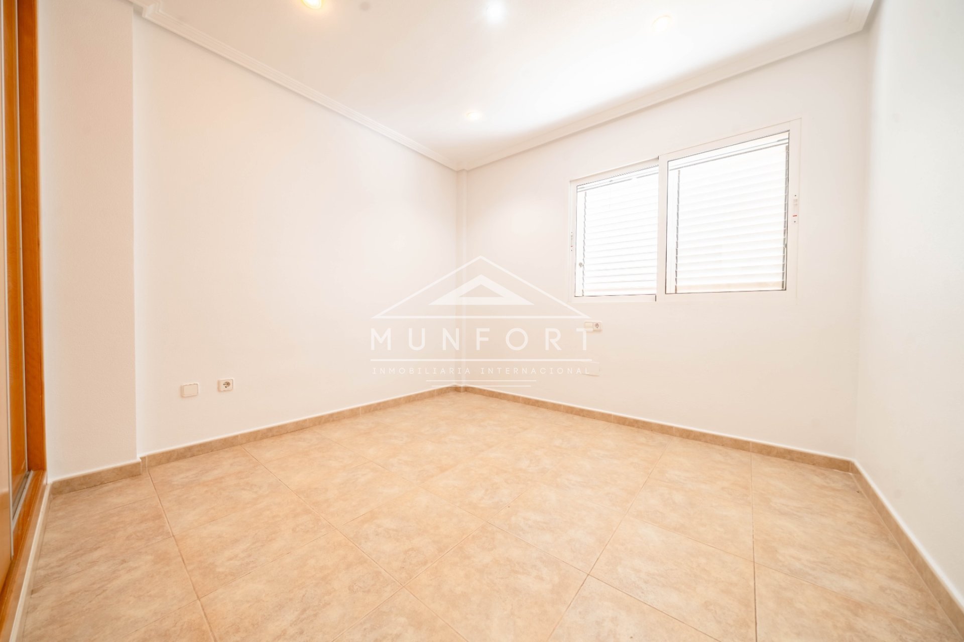 Herverkoop - Rijtjeshuizen -
San Javier - Santiago de la Ribera