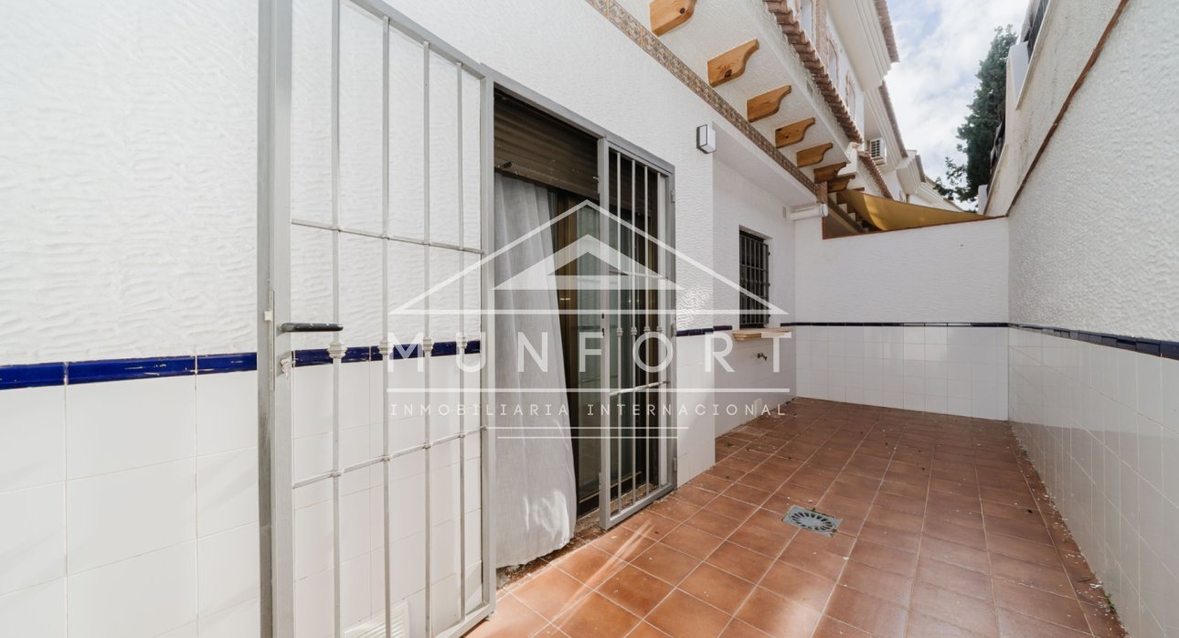 Herverkoop - Rijtjeshuizen -
San Miguel de Salinas