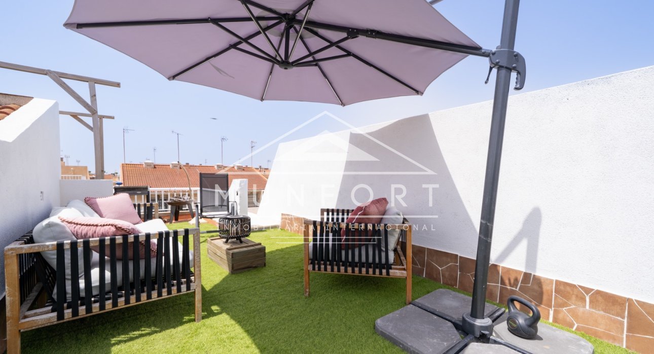 Herverkoop - Rijtjeshuizen -
San Pedro del Pinatar - Lo Pagán