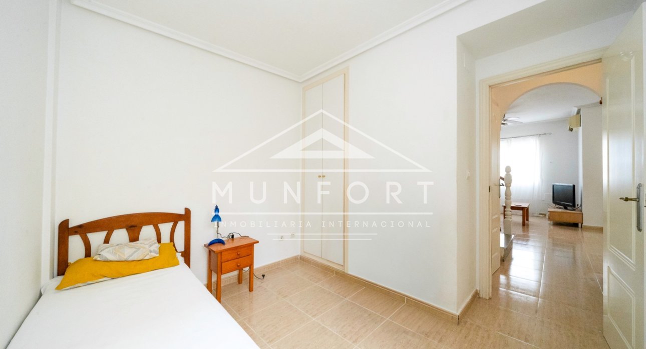 Herverkoop - Rijtjeshuizen -
San Pedro del Pinatar - Lo Pag&aacute;n