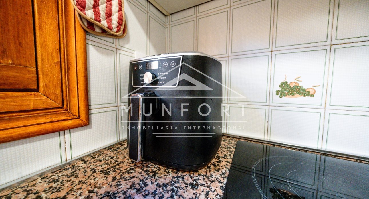 Herverkoop - Rijtjeshuizen -
San Pedro del Pinatar - Lo Pag&aacute;n