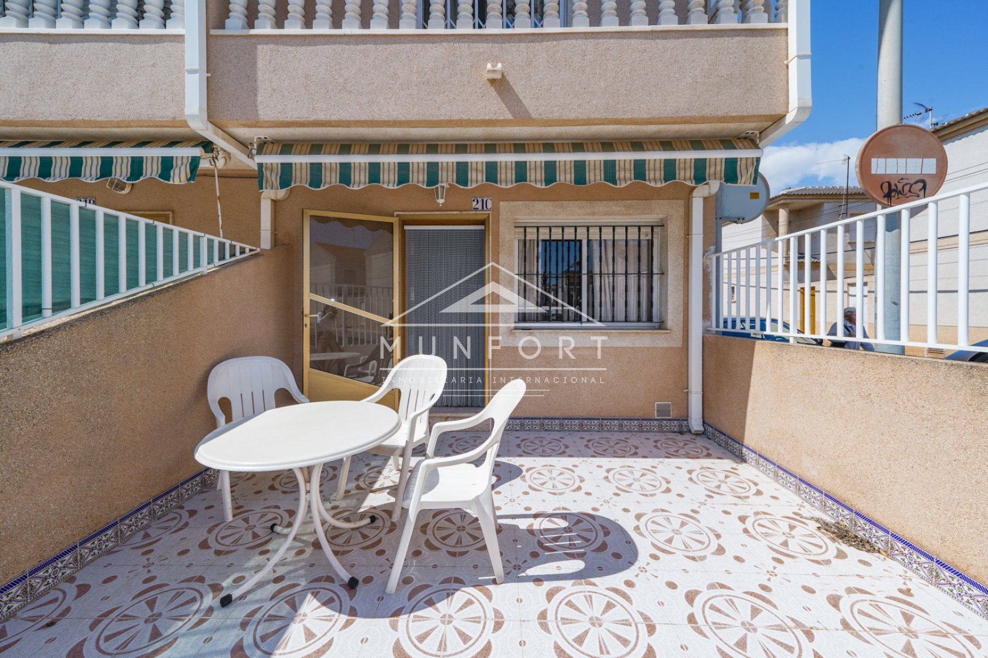 Herverkoop - Rijtjeshuizen -
San Pedro del Pinatar