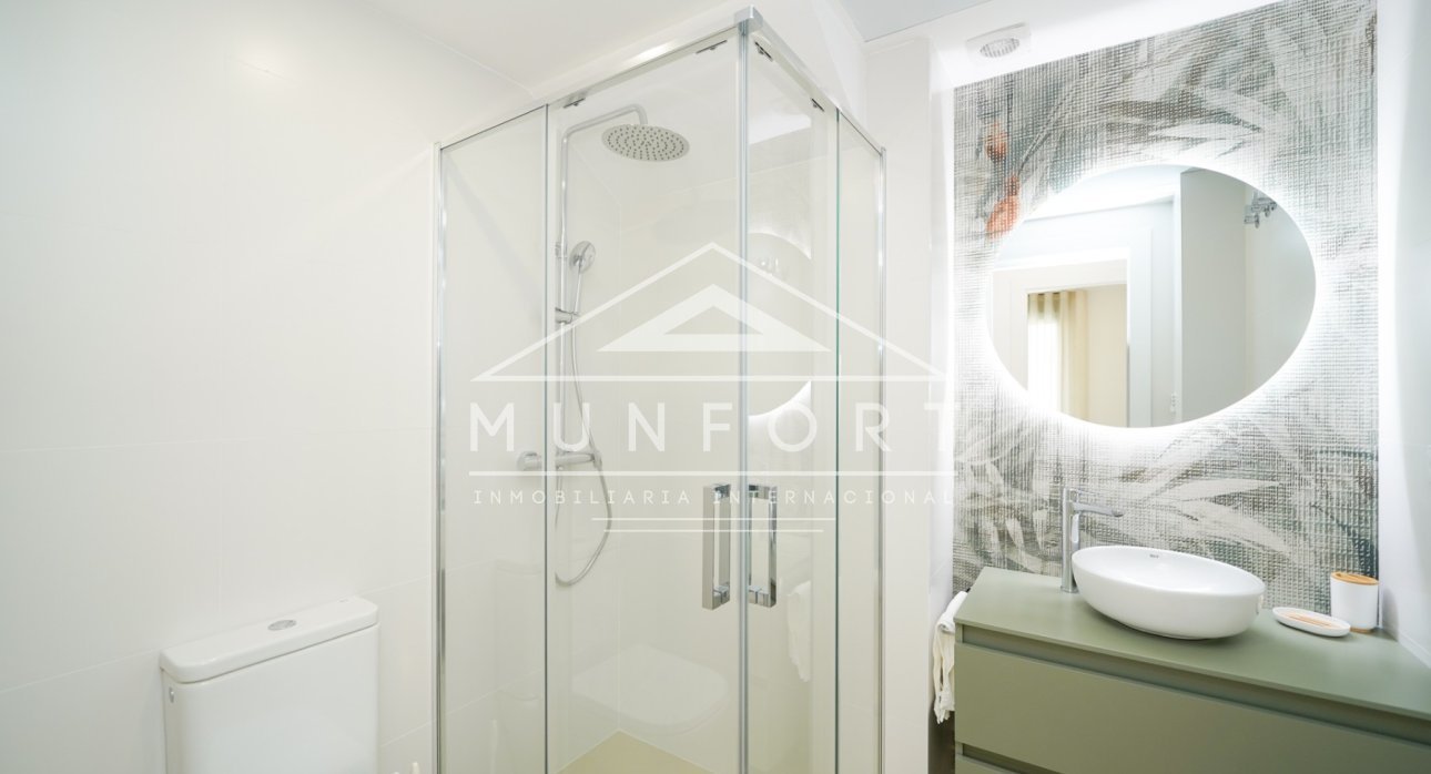 Herverkoop - Rijtjeshuizen -
San Pedro del Pinatar